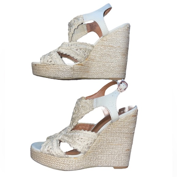 HP! Lucky Brand Cream Colored Lacy Wedge Sandals - Picture 5 of 11